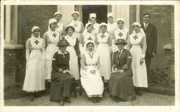 staff of the balcombe voluntary aid detachment hospital in